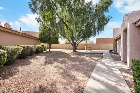 Exterior - 4525 E Renee Dr, Phoenix, AZ 85050 photo 3 of 7