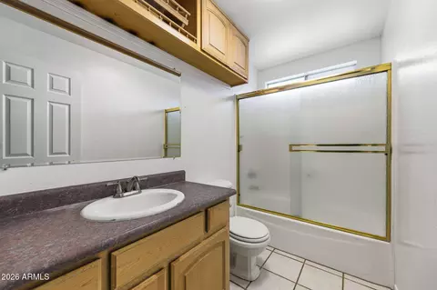 Bath - 4323 E Ahwatukee Dr, Phoenix, AZ 85044 photo 1 of 2