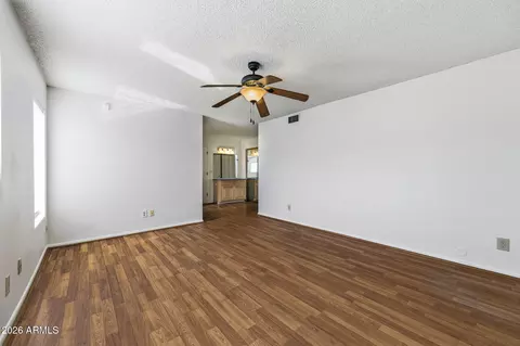 Living - 4323 E Ahwatukee Dr, Phoenix, AZ 85044 photo 4 of 6