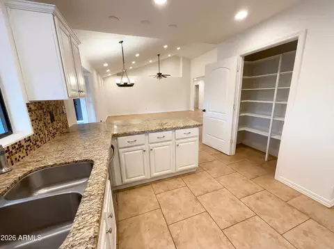 Kitchen - 1823 E Juniper Cir, Mesa, AZ 85203 photo 5 of 7