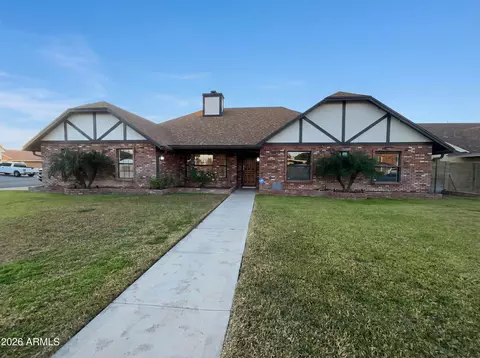 1823 E Juniper Cir, Mesa, AZ 85203