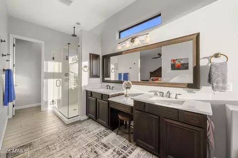 Bath - 9065 E Leonora St, Mesa, AZ 85207 photo 2 of 5