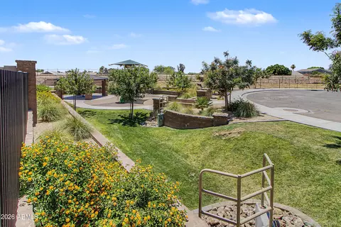 View/Area - 648 S Del Rancho Cir, Mesa, AZ 85208 photo 1 of 1
