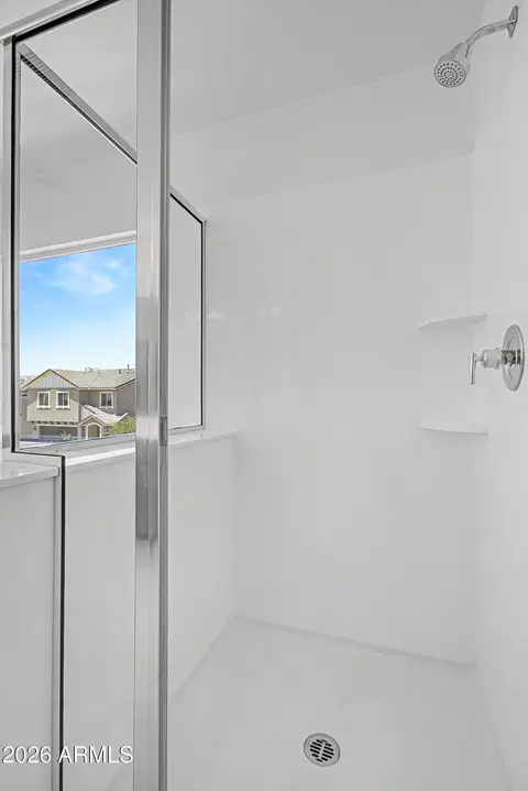 Bath - 648 S Del Rancho Cir, Mesa, AZ 85208 photo 4 of 5