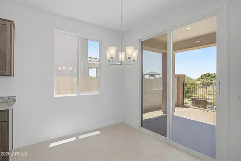 Dining - 648 S Del Rancho Cir, Mesa, AZ 85208 photo 1 of 1