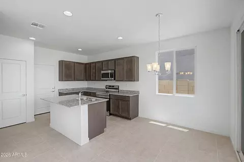 Kitchen - 648 S Del Rancho Cir, Mesa, AZ 85208 photo 1 of 6