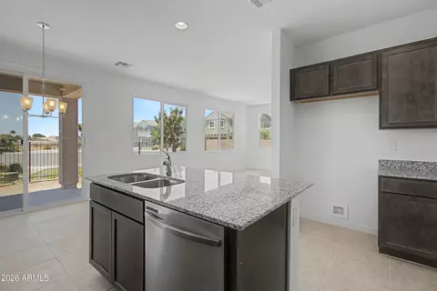 Kitchen - 648 S Del Rancho Cir, Mesa, AZ 85208 photo 6 of 6