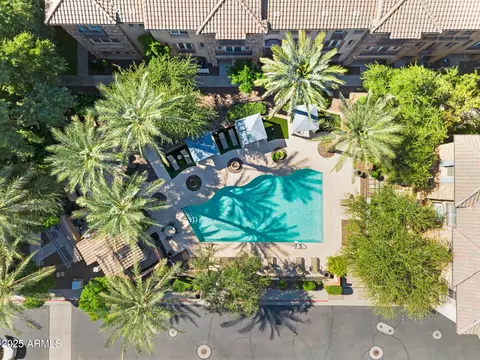 Exterior - 2446 E Roma Ave, Phoenix, AZ 85016 photo 4 of 4