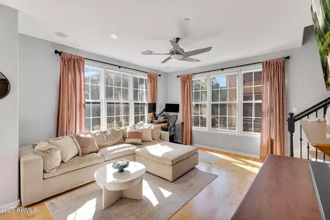 Living - 2446 E Roma Ave, Phoenix, AZ 85016 photo 2 of 2