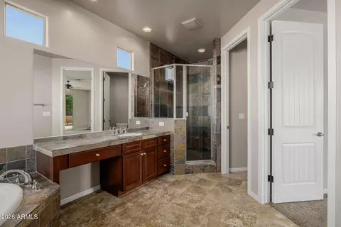 Bath - 1916 E Primrose Path, Phoenix, AZ 85086 photo 2 of 5