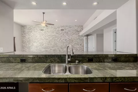 Kitchen - 1916 E Primrose Path, Phoenix, AZ 85086 photo 5 of 5