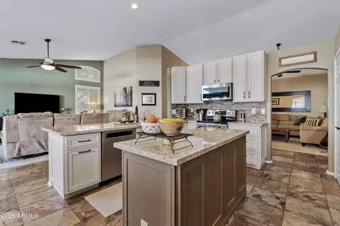 550 S Oak St, Gilbert, AZ 85233 photo 18