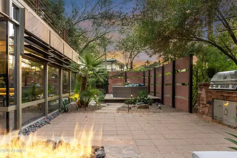 7117 E Rancho Vista Dr #1012, Scottsdale, AZ 85251