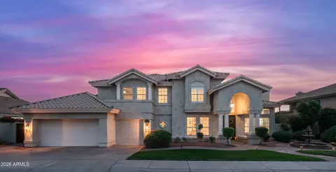 1467 E Amberwood Dr, Phoenix, AZ 85048