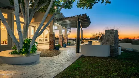 Exterior - 6910 E Saddleback Cir, Mesa, AZ 85207 photo 6 of 12