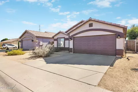 3523 W Saguaro Park Ln, Glendale, AZ 85310