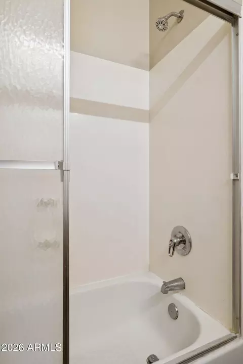 Bath - 944 S Porter St, Gilbert, AZ 85296 photo 7 of 7