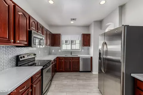 Kitchen - 3090 E Orchid Ln, Gilbert, AZ 85296 photo 1 of 2