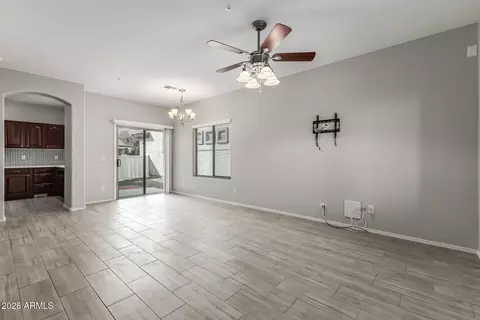 Living - 3090 E Orchid Ln, Gilbert, AZ 85296 photo 3 of 3