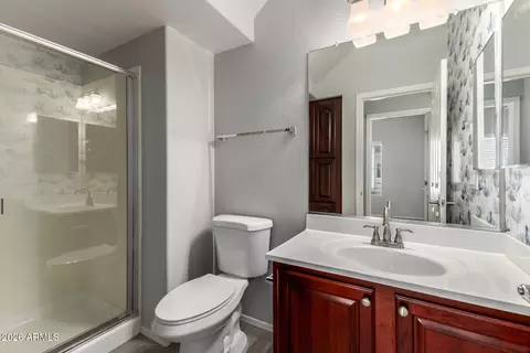 Bath - 3090 E Orchid Ln, Gilbert, AZ 85296 photo 3 of 3