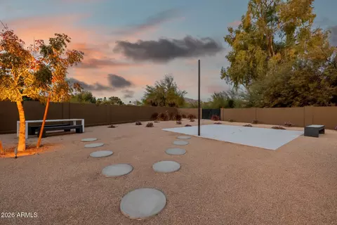 Exterior - 5847 N 46th St, Phoenix, AZ 85018 photo 14 of 18
