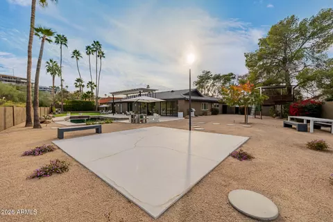 Exterior - 5847 N 46th St, Phoenix, AZ 85018 photo 13 of 18