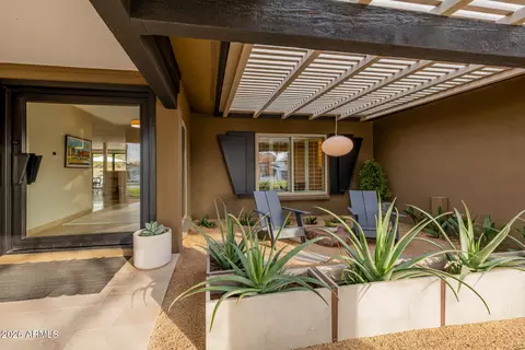 Exterior - 5847 N 46th St, Phoenix, AZ 85018 photo 3 of 18