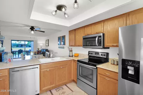 Kitchen - 7746 E Park View Dr, Mesa, AZ 85208 photo 3 of 5