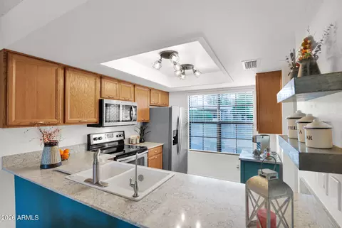 7746 E Park View Dr, Mesa, AZ 85208