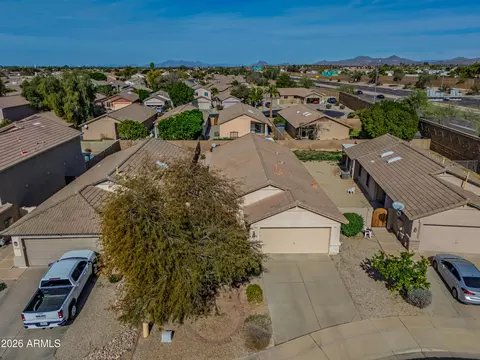 View/Area - 8738 E Natal Cir, Mesa, AZ 85209 photo 2 of 8