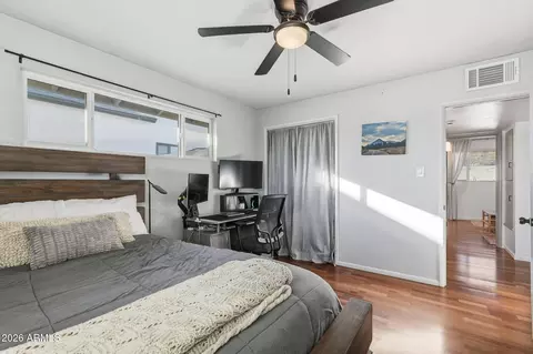 Bedroom - 3014 E Whitton Ave, Phoenix, AZ 85016 photo 2 of 6