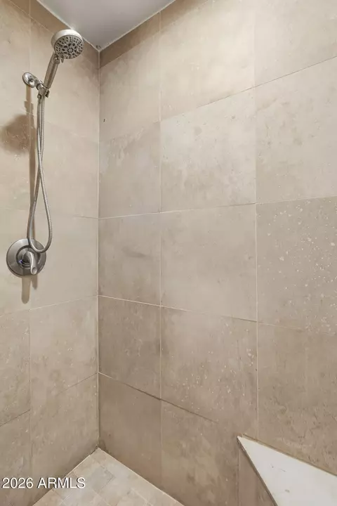 Bath - 3014 E Whitton Ave, Phoenix, AZ 85016 photo 4 of 4