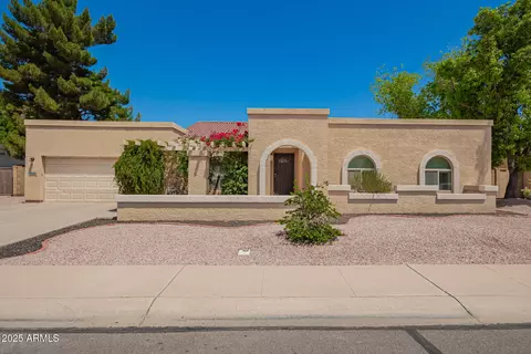 400 W Crofton St, Chandler, AZ 85225