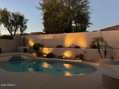 Exterior - 4806 Estevan Rd, Phoenix, AZ 85054 photo 6 of 7