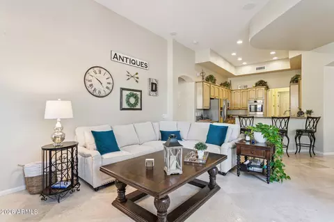 Living - 4806 Estevan Rd, Phoenix, AZ 85054 photo 3 of 3