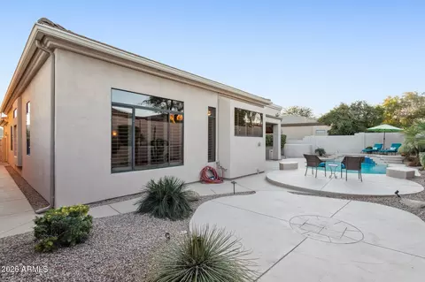 Exterior - 4806 Estevan Rd, Phoenix, AZ 85054 photo 5 of 7