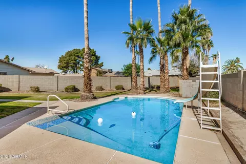 6815 S Juniper St, Tempe, AZ 85283 photo 2