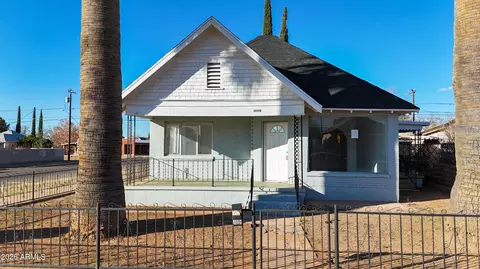 1006 E 7th St, Douglas, AZ 85607