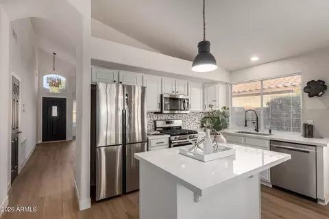 Kitchen - 7265 E Lindner Ave, Mesa, AZ 85209 photo 1 of 5