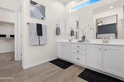 Bath - 2635 S 107th St, Mesa, AZ 85209 photo 3 of 4