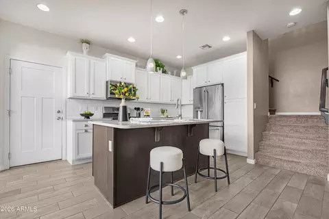 Kitchen - 2635 S 107th St, Mesa, AZ 85209 photo 3 of 7