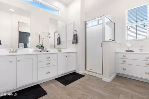 Bath - 2635 S 107th St, Mesa, AZ 85209 photo 2 of 4