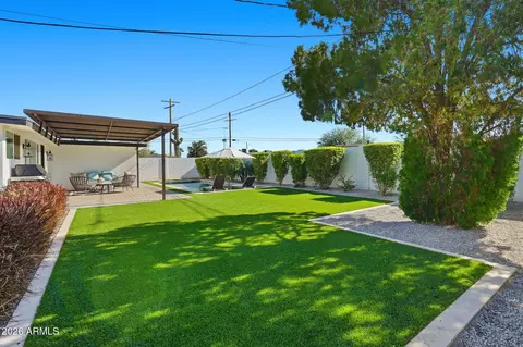 Exterior - 3041 Elm St, Phoenix, AZ 85016 photo 5 of 9