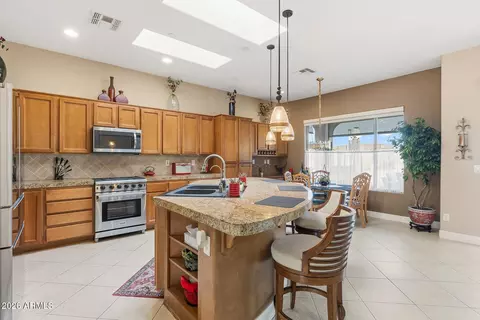 41712 N Golf Crest Rd, Anthem, AZ 85086