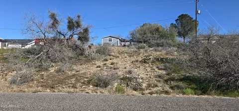 20628 E Deer Valley Ln #884, Mayer, AZ 86333