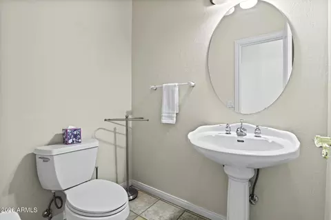 Bath - 864 E Highline Dr, Payson, AZ 85541 photo 1 of 7