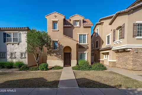Exterior - 4310 E Jasper Dr, Gilbert, AZ 85296 photo 2 of 2