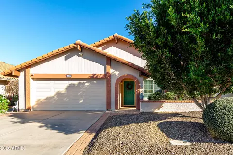 2236 W Kiowa Cir, Mesa, AZ 85202