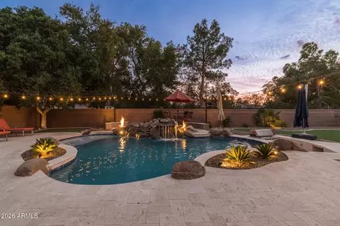 801 W Macaw Dr, Chandler, AZ 85286