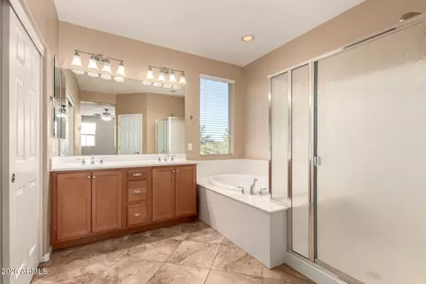 Bath - 10830 E Ramona Ave, Mesa, AZ 85212 photo 2 of 3